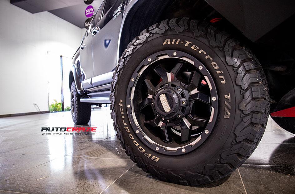 TOYOTA HILUX N80 4WD GD07 MATTE BLACK MILLED